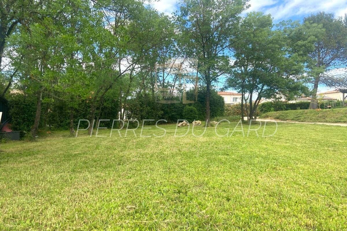 Terrain à SAINT-CHRISTOL-LES-ALES