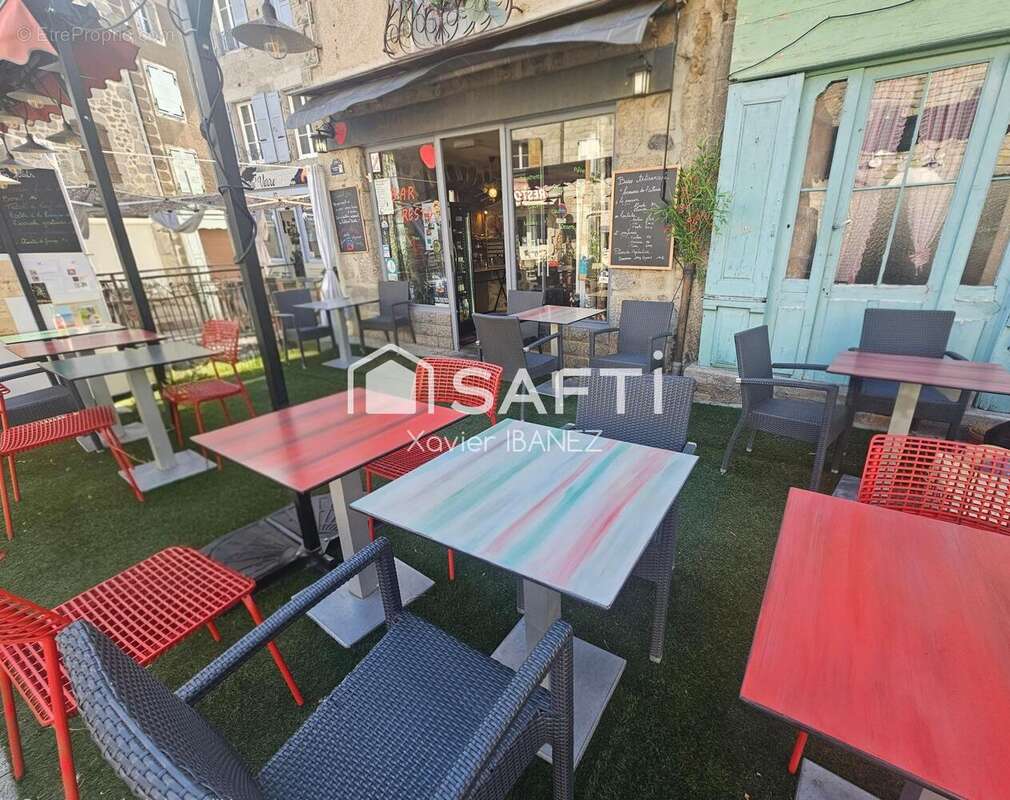 Photo 2 - Commerce à SAUGUES