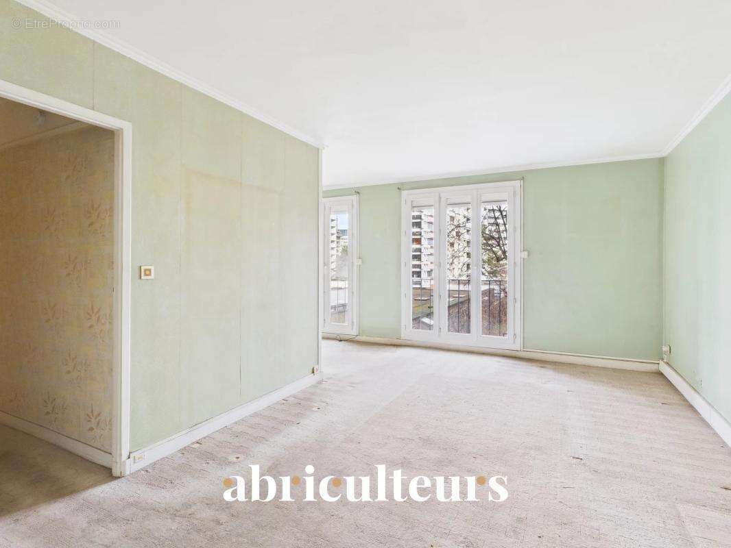Appartement à PARIS-12E