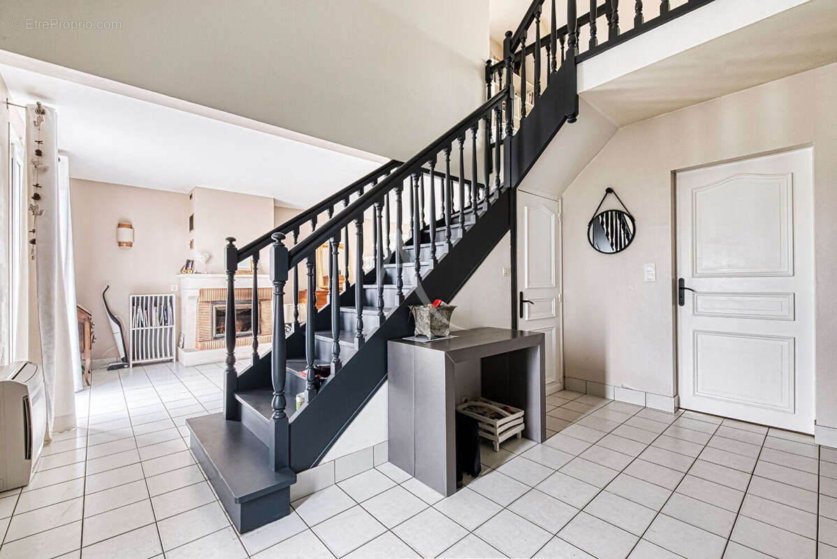 Maison à JUIGNE-SUR-LOIRE