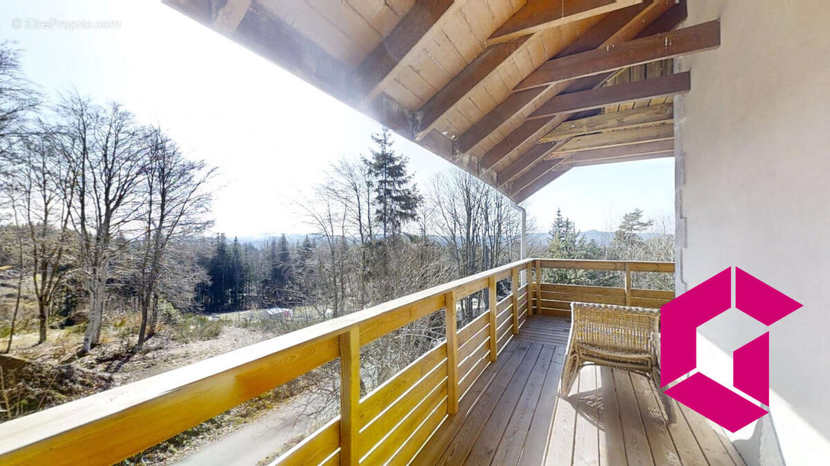 Maison à LE CHAMBON-SUR-LIGNON