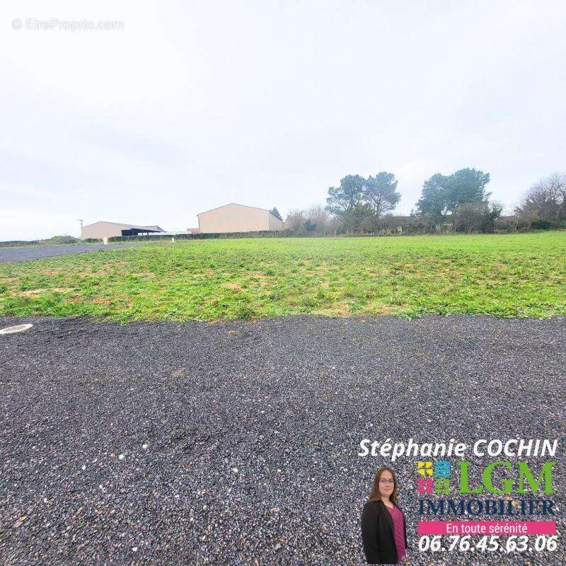 Terrain à EPUISAY