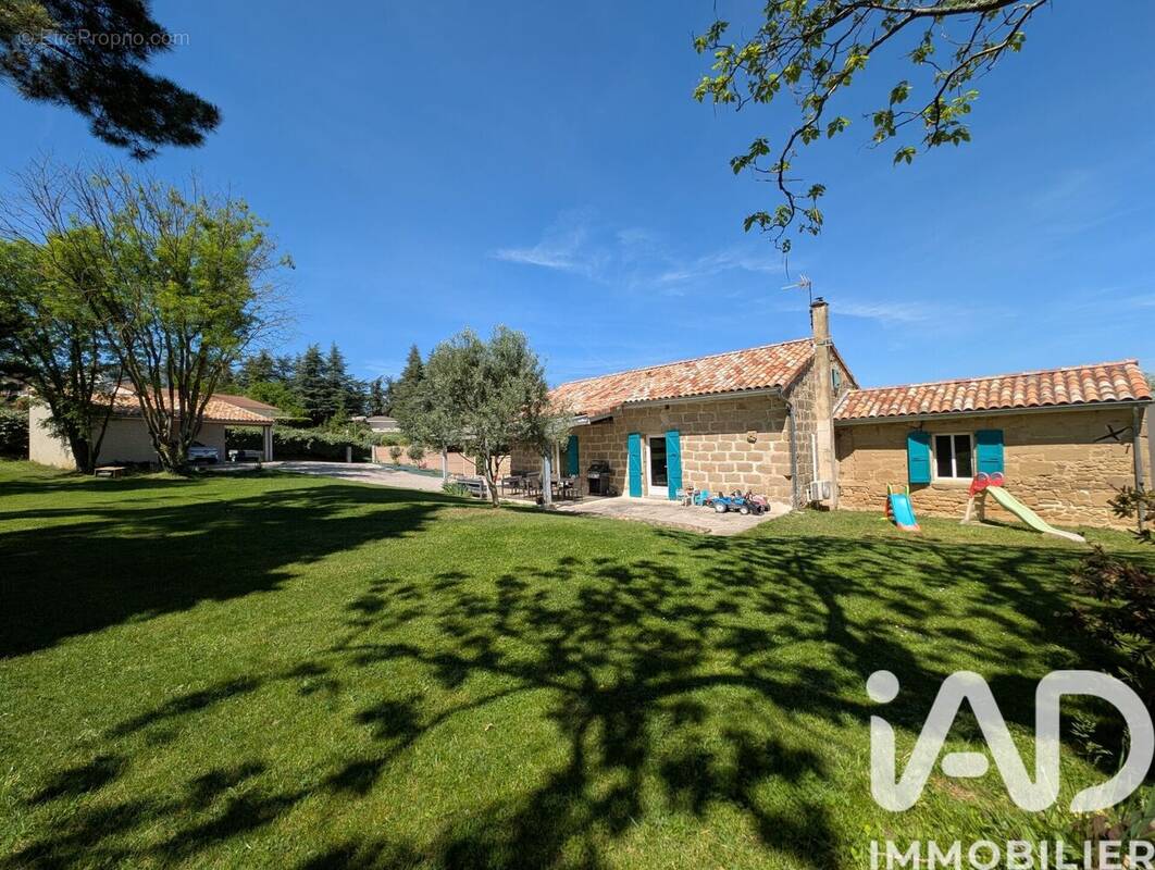 Photo 1 - Maison à CHATEAUNEUF-SUR-ISERE