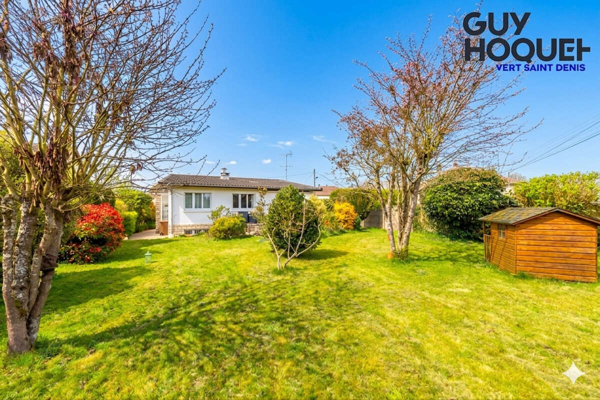 Maison à VERT-SAINT-DENIS