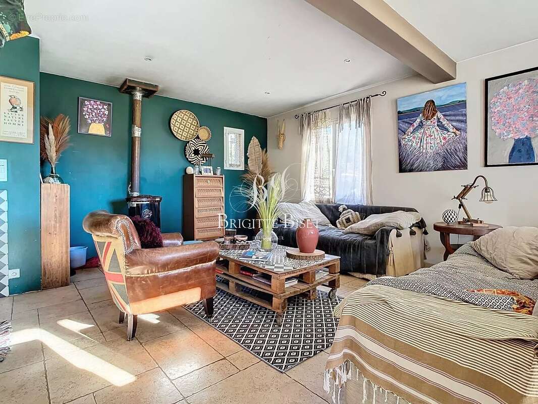 Maison à PLAN-DE-LA-TOUR