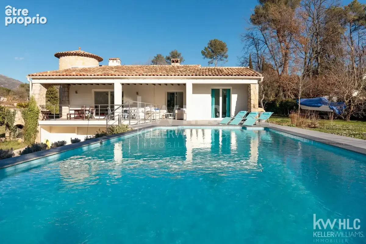 Maison 4 pièces 241 m² à vendre à Roquefort-Les-Pins (06330) - photo 2