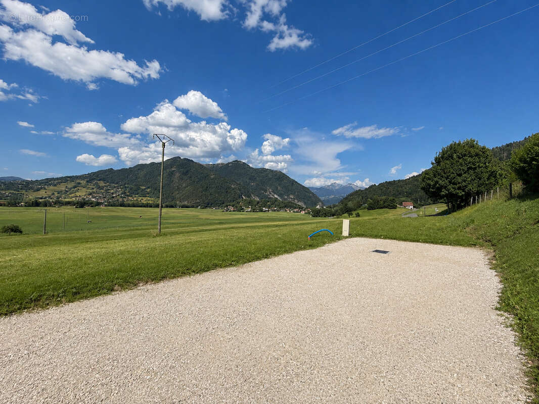 Magnifique terrain a decouvrir a la tour - vue imprenable - photo 3