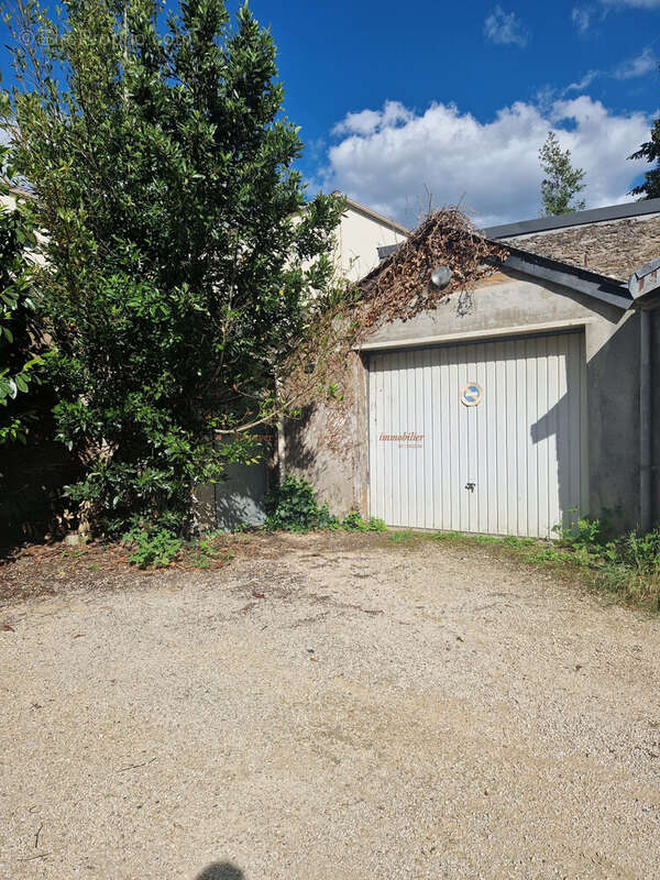 garage
