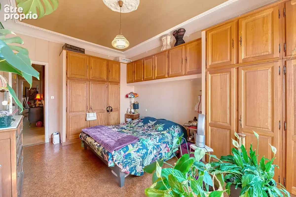 Nice — Appartement bourgeois de 106,89 m2, 3m sous plafond - photo 6