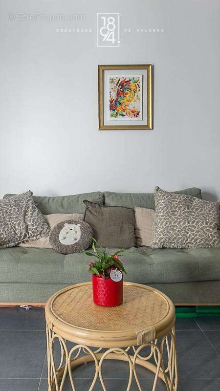 A vendre appartement T3 moderne avec terrasse ET PARKING DOUBLE EN SOUS SOL - photo 2