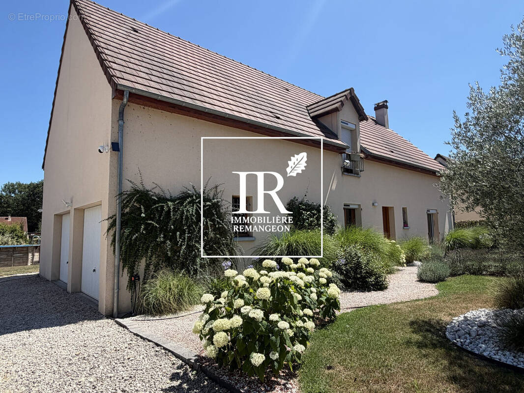 Maison à LAMOTTE-BEUVRON