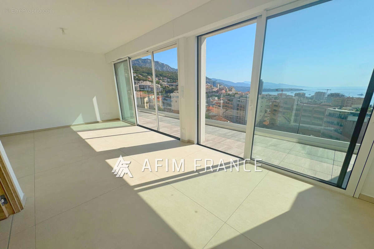 Appartement à BEAUSOLEIL