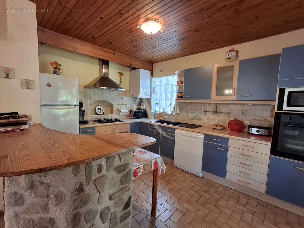 Maison à LE BOUSQUET-D'ORB