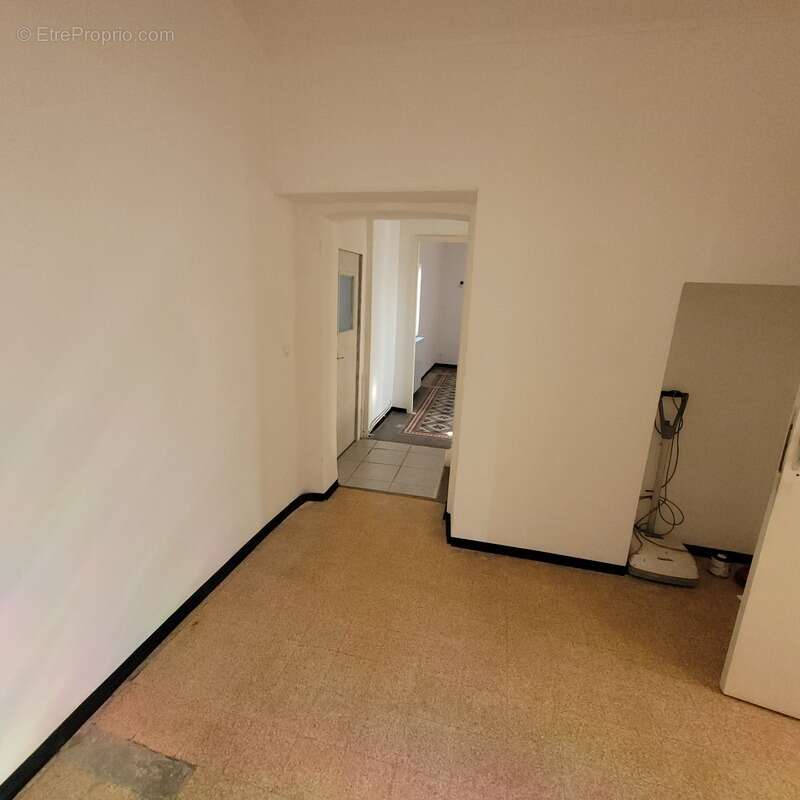 Maison à SAINT-MARTIN-DE-VALGALGUES