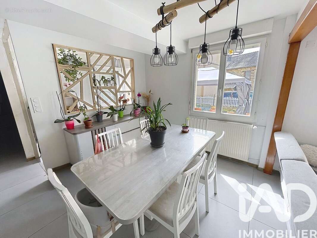 Maison 125 m² à Teillay  - photo 4
