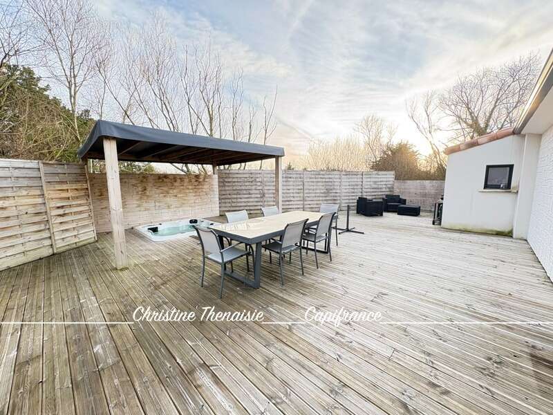 Maison à vendre Contemporaine - 2 chambres avec salle d'eau privative - Grand terrain  SAINT JEAN DE MONTS (85) - photo 5