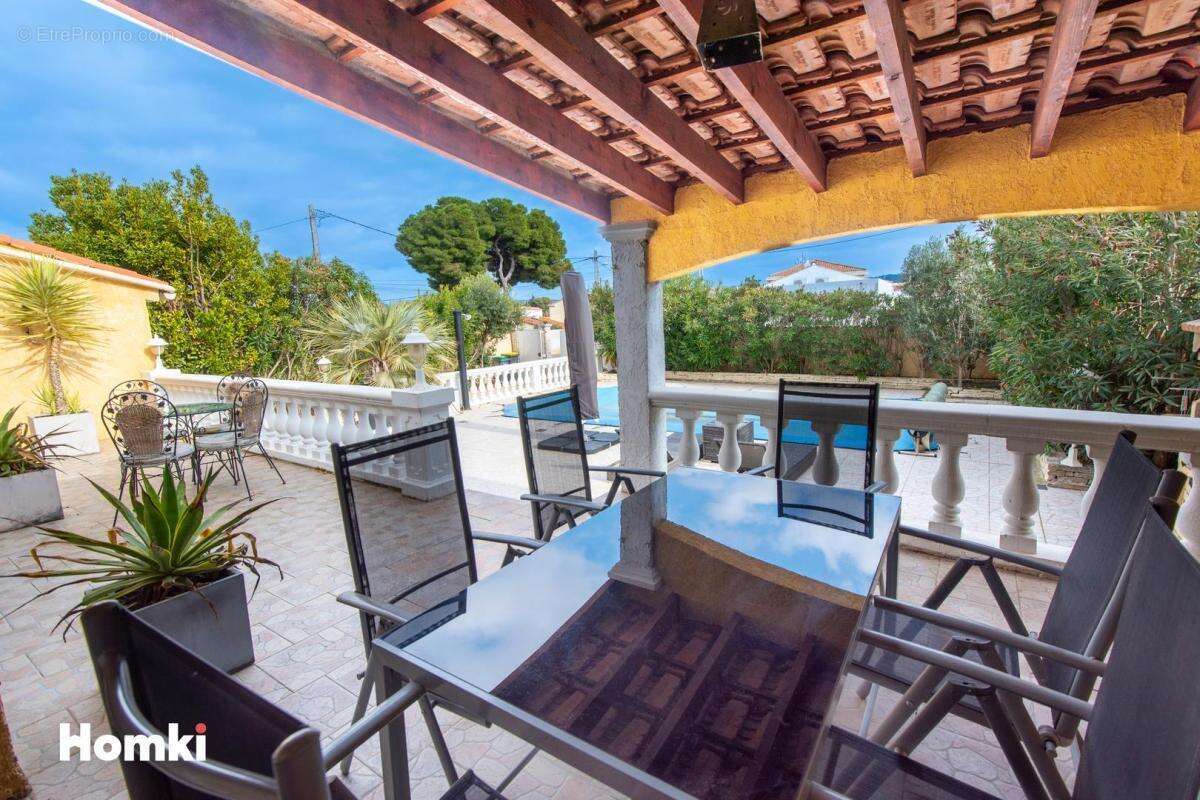 Maison à SAINT-VICTORET