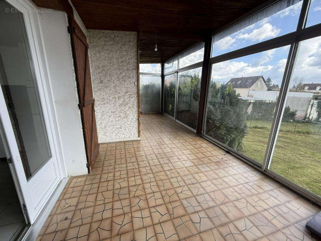 Appartement à SANDILLON