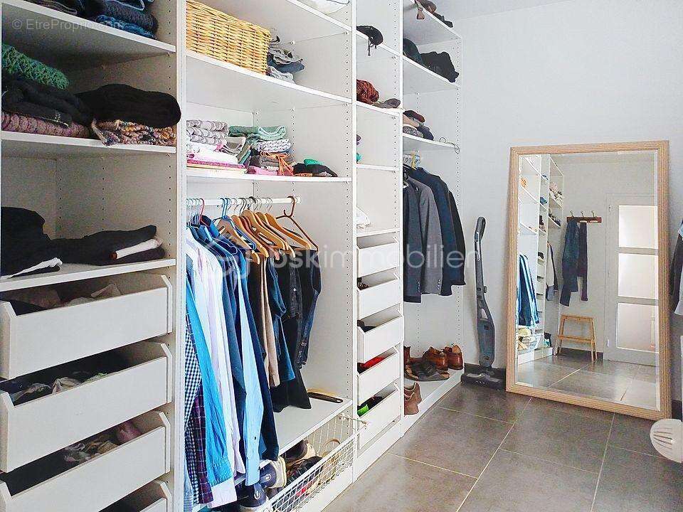 Maison à COURNONTERRAL