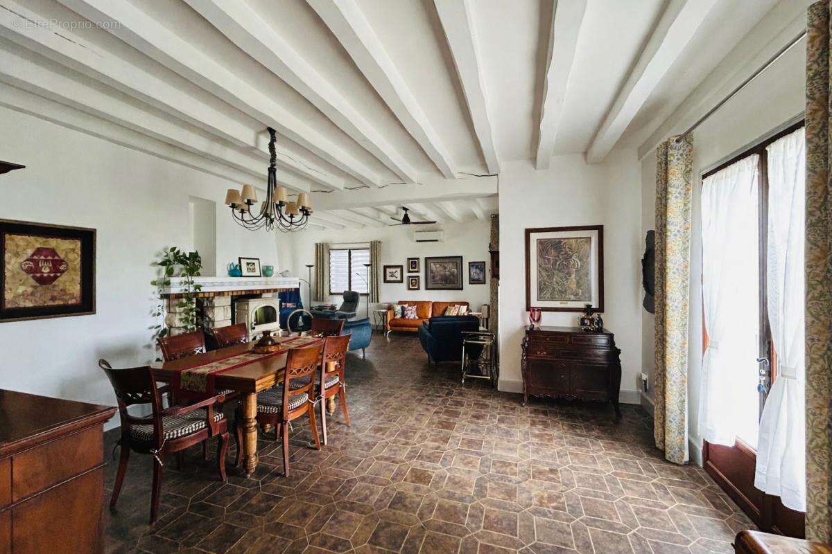 Maison à CIVRAY