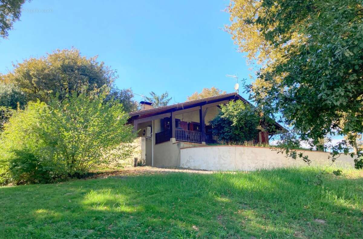 Maison à AIRE-SUR-L&#039;ADOUR
