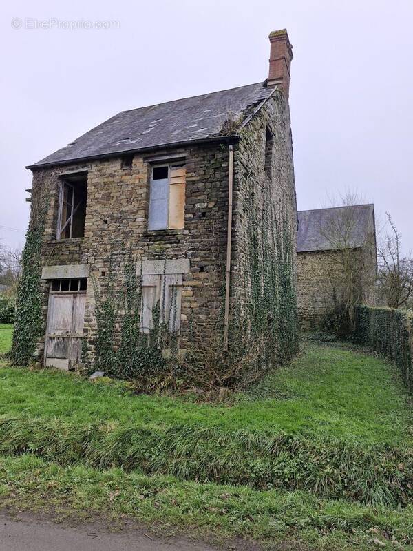 Maison à CERISY-BELLE-ETOILE