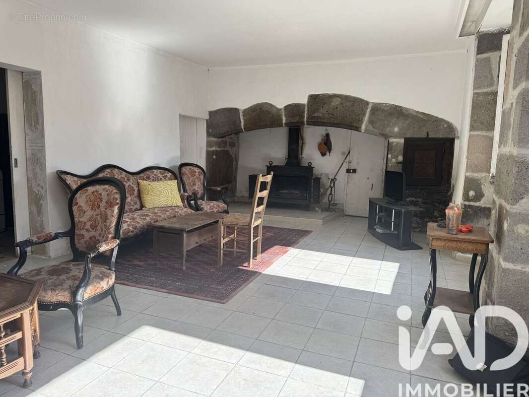 Maison 350 m² à Mur-De-Barrez  - photo 7