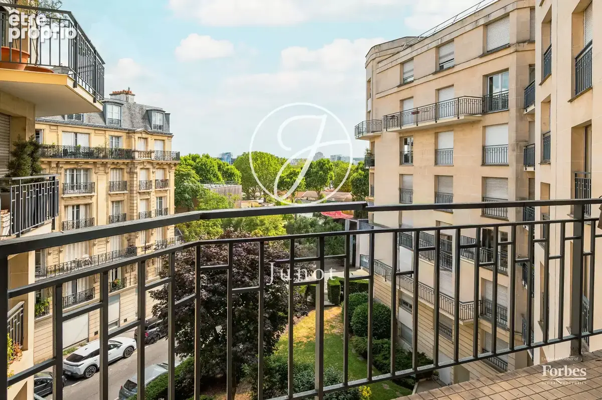 Paris 16e - GARIGLIANO - Appartement type duplex à vendre - 5 pièces - 177,93m² Carrez - 4 chambres - 2 Balcons - Lumineux. - photo 9
