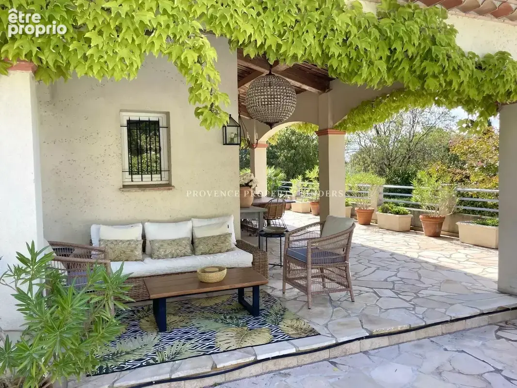 Charmante villa avec piscine chauffée – proche du centre de lorgues - photo 21