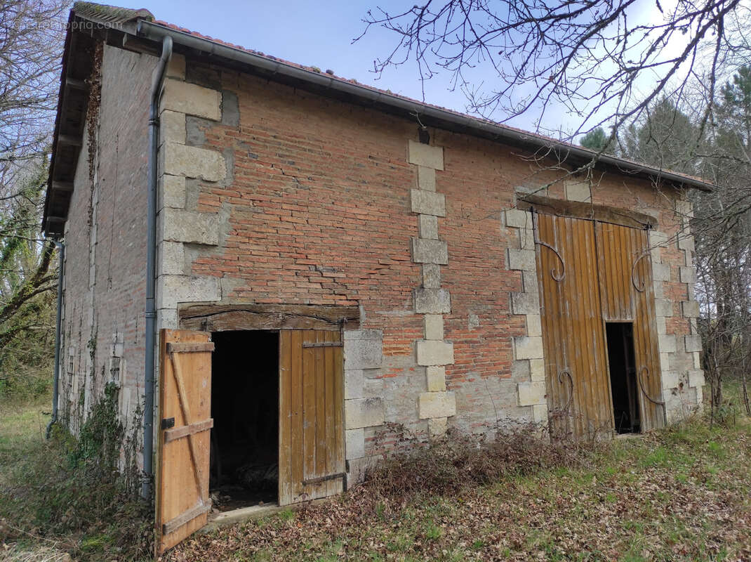 Autre à SAINT-AULAYE