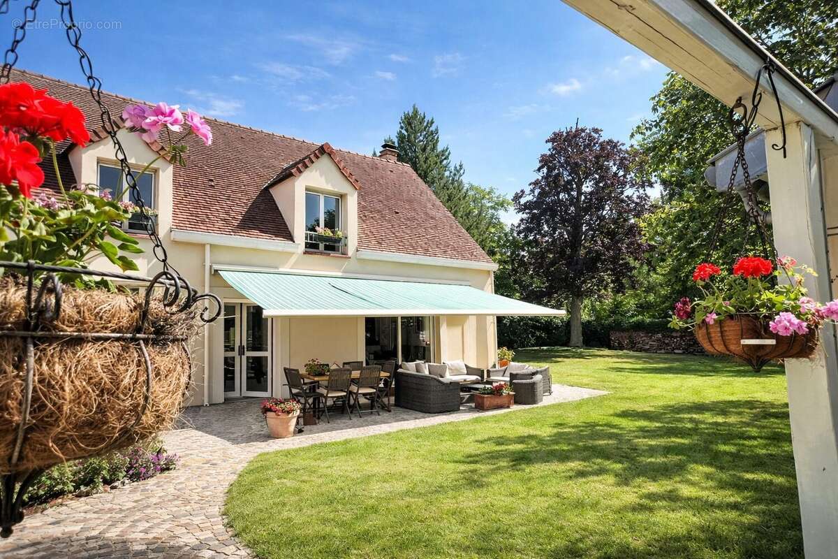 Maison à LE VESINET