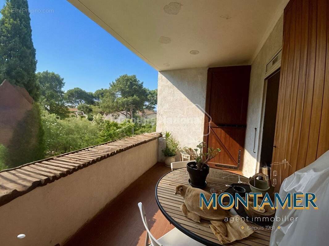 Appartement à SAUSSET-LES-PINS