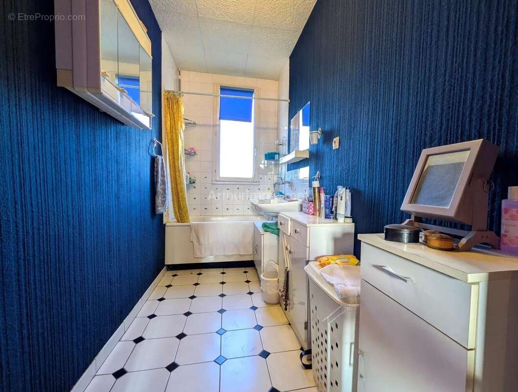 Maison à SAINT-DONAN