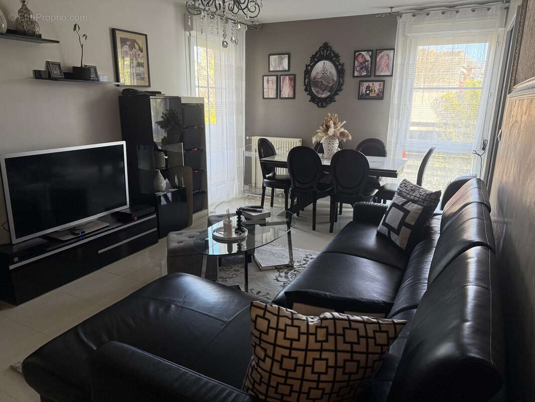 Appartement à SAINT-DENIS