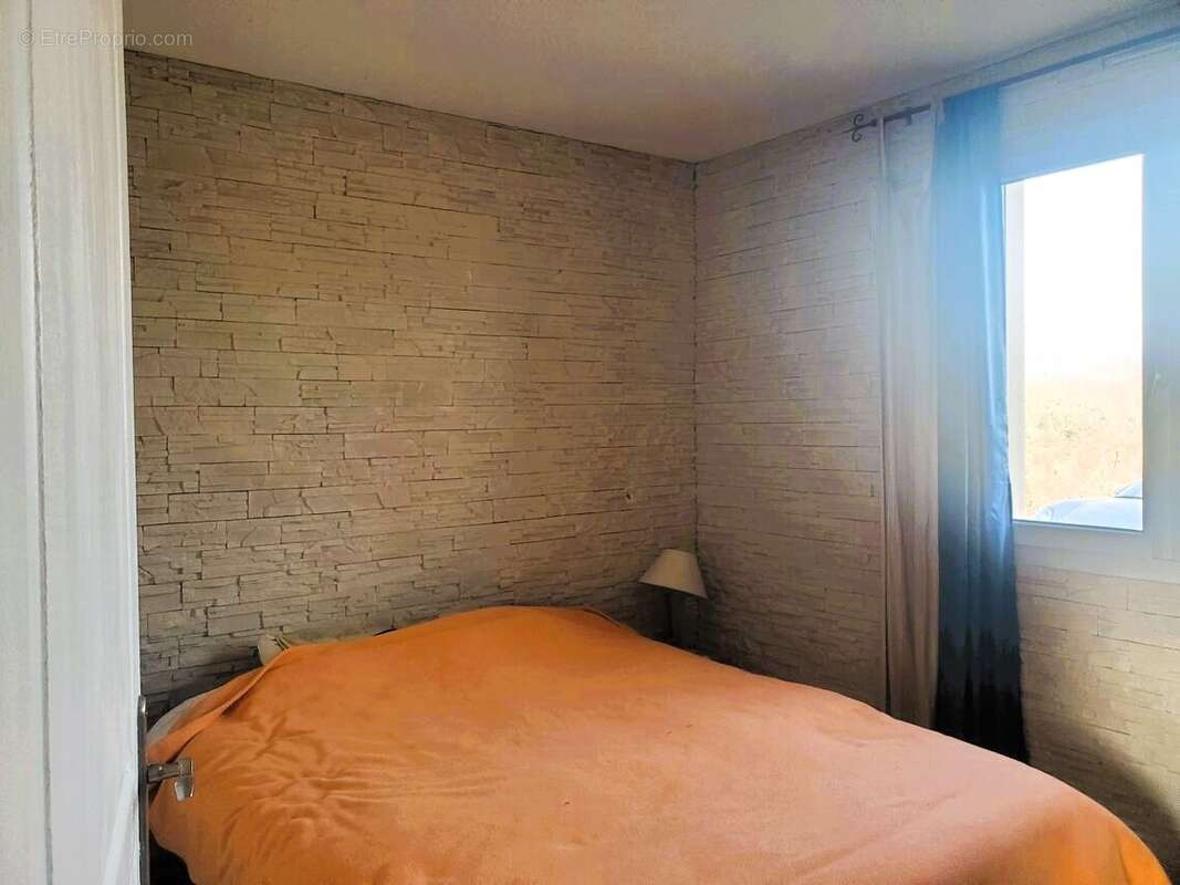 Maison à CHAMPNIERS