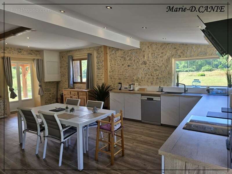 Maison à BARBASTE