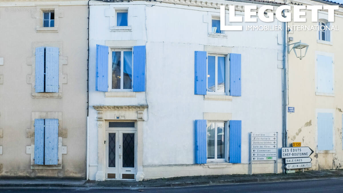Maison à NERE