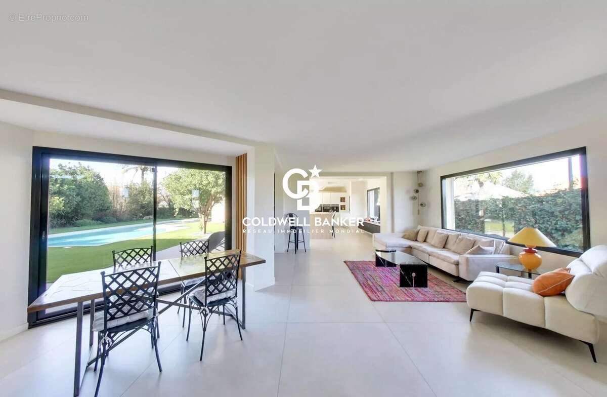 Maison à SAINT-CYPRIEN