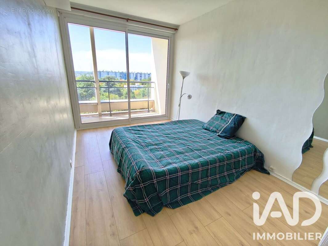 Appartement 75 m² à Merignac  - photo 6