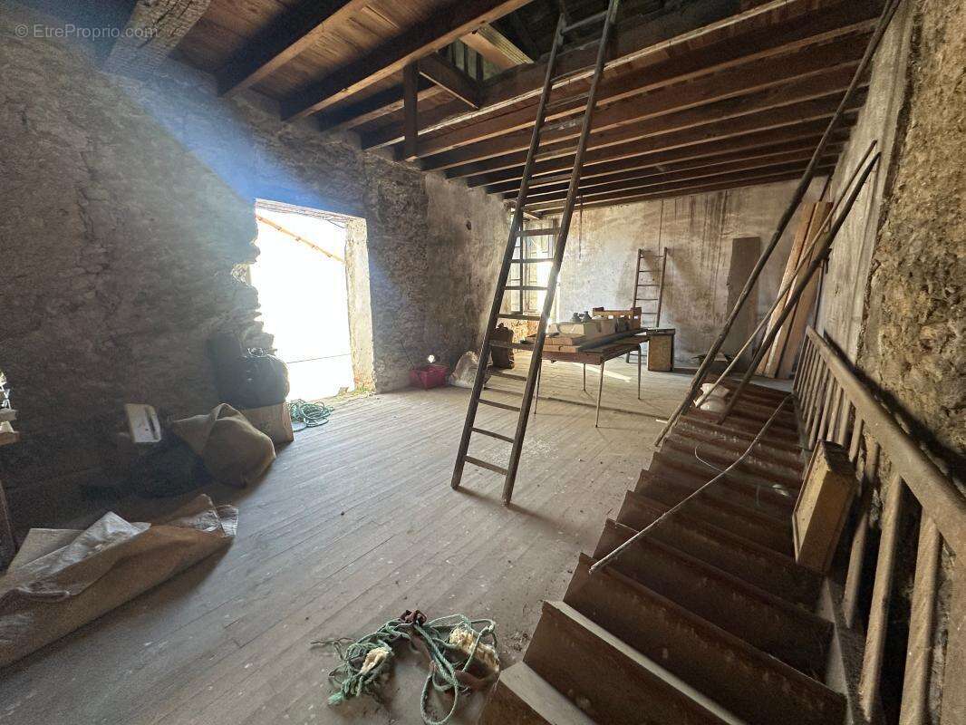 Maison à VILLANDRAUT