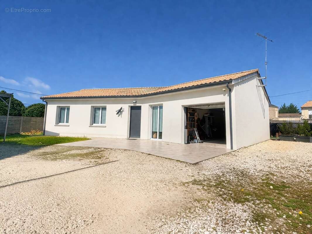 Maison à SAINT-SAVIN
