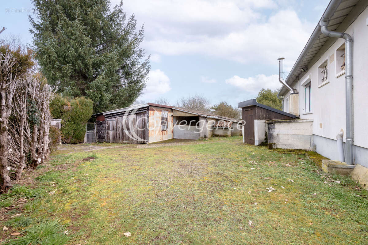 Maison à SAINT-BRICE-SUR-VIENNE