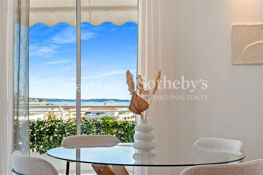 Appartement à CANNES