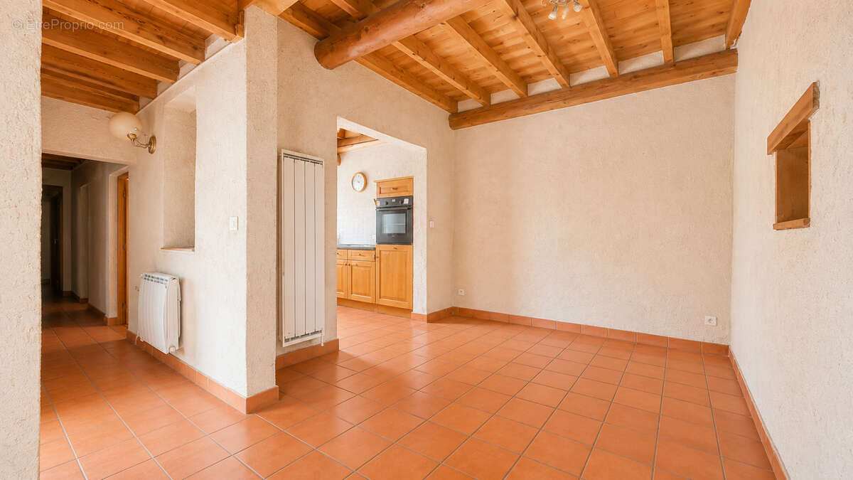 Maison à CHABRELOCHE