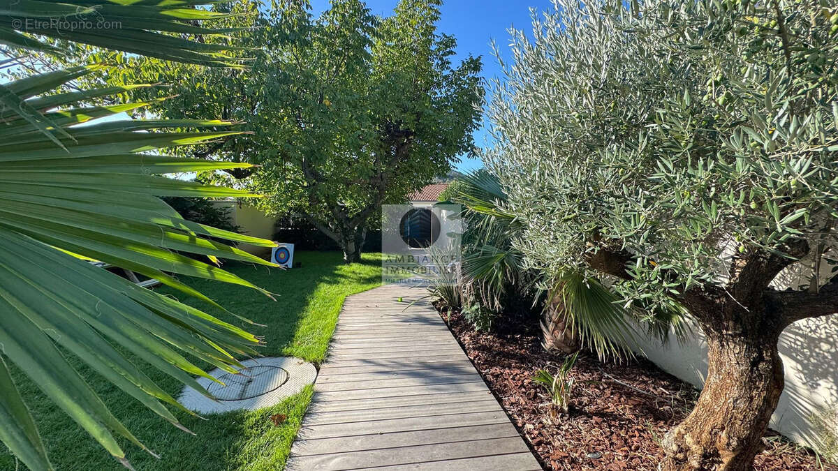 Maison à SAINT-PERAY