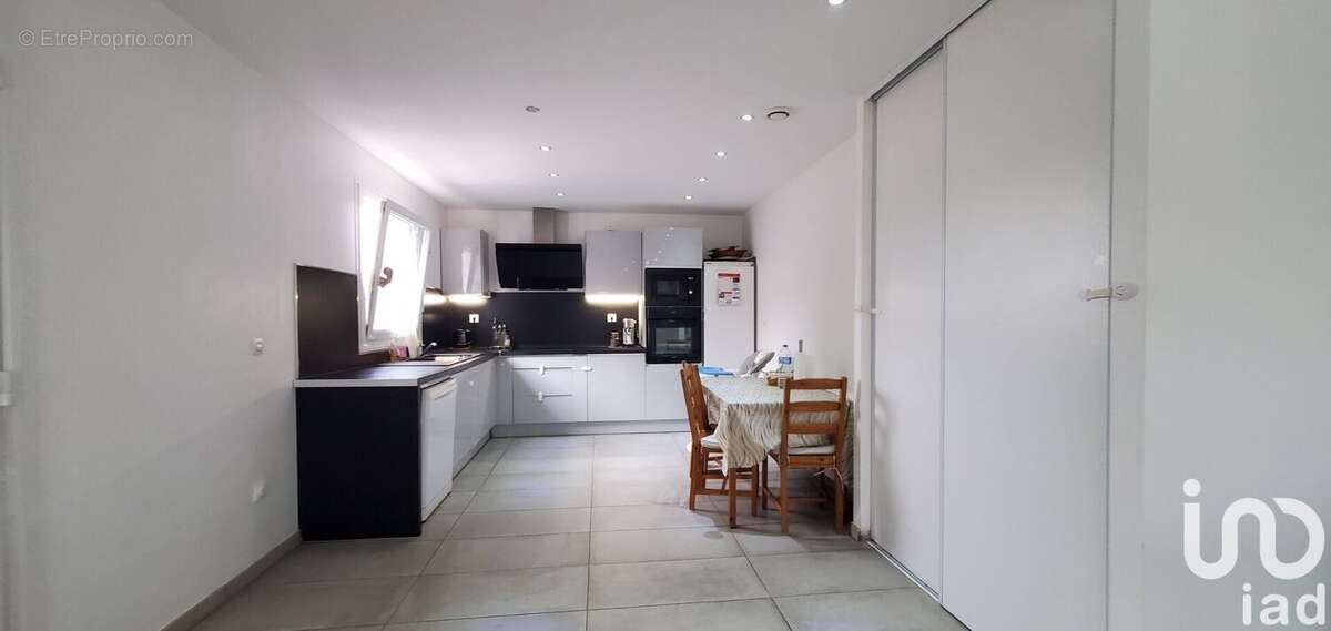 Photo 7 - Maison à MEYZIEU