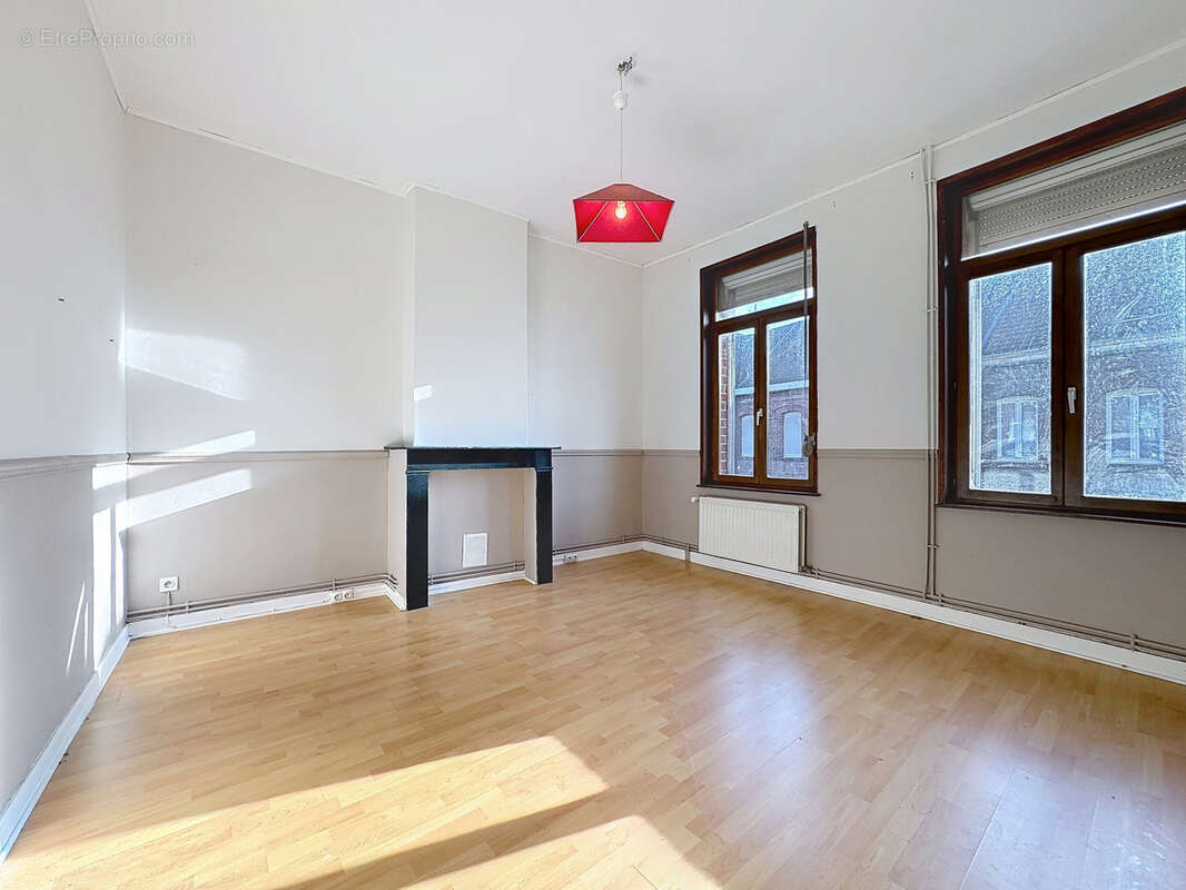 Maison à ONNAING