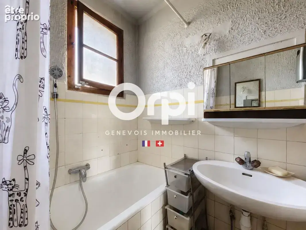 Maison à rénover avec vue montagne et fort potentiel - photo 9