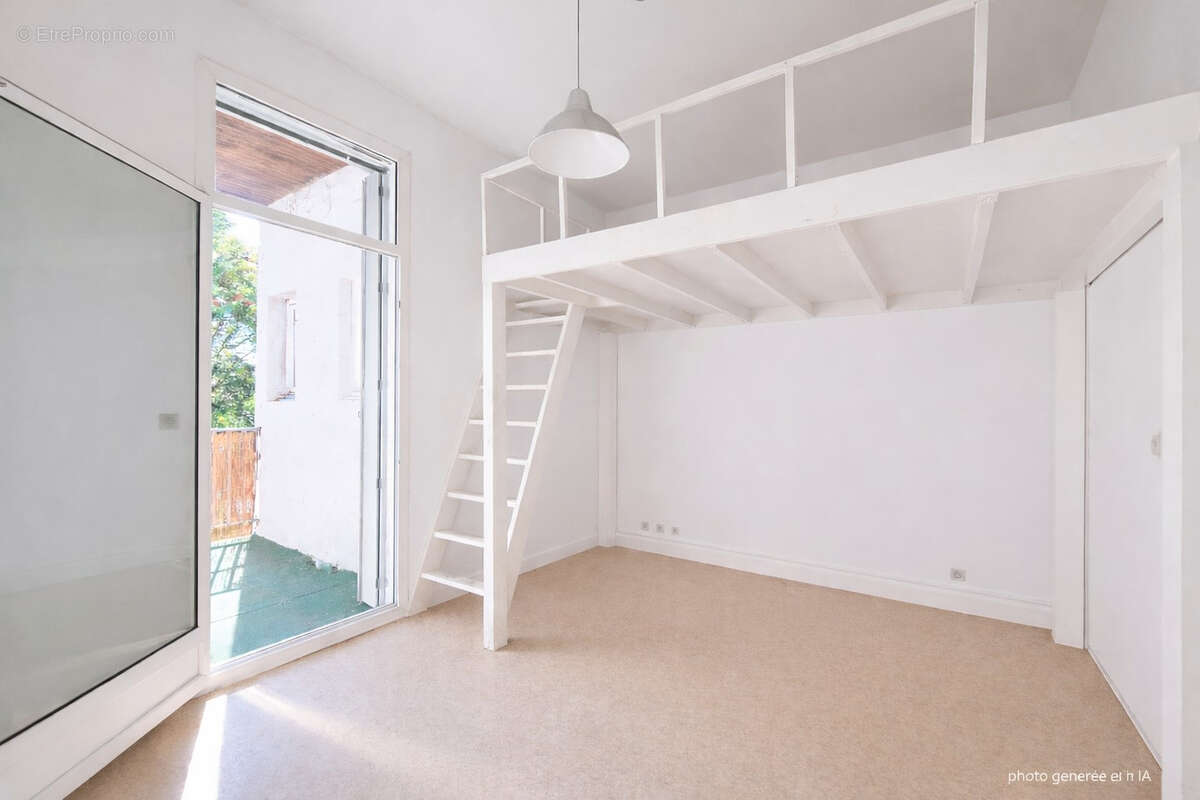 Appartement à BORDEAUX