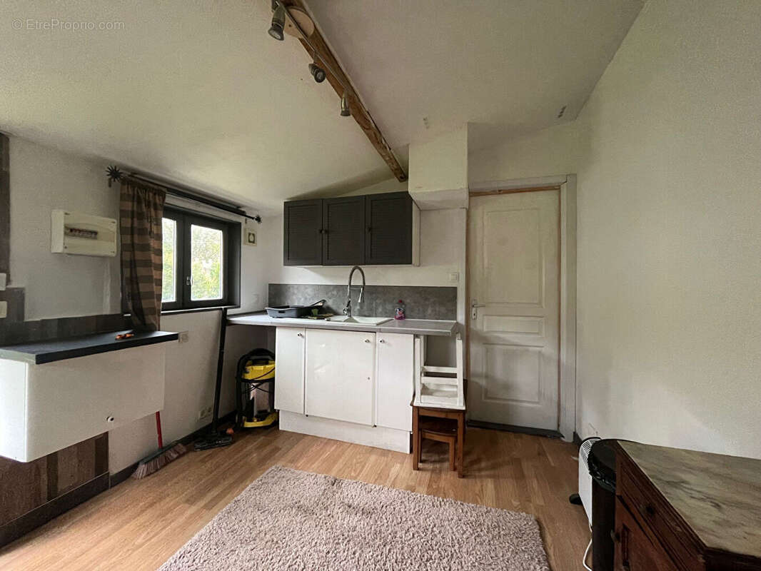 Maison à CORQUILLEROY